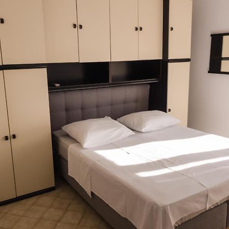 Apartments Anita 1 Barbat na Rabu Ngoại thất bức ảnh