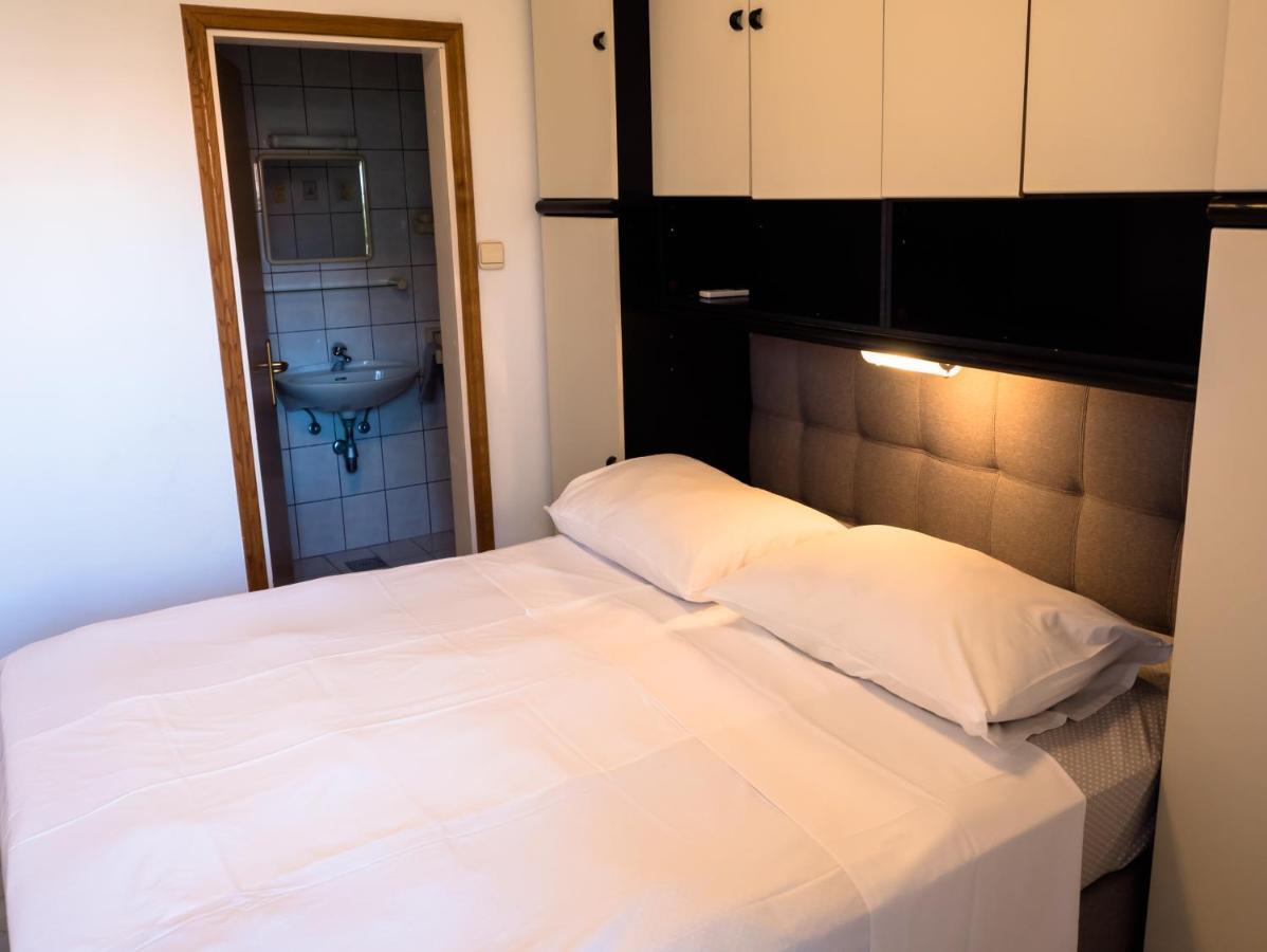 Apartments Anita 1 Barbat na Rabu Ngoại thất bức ảnh