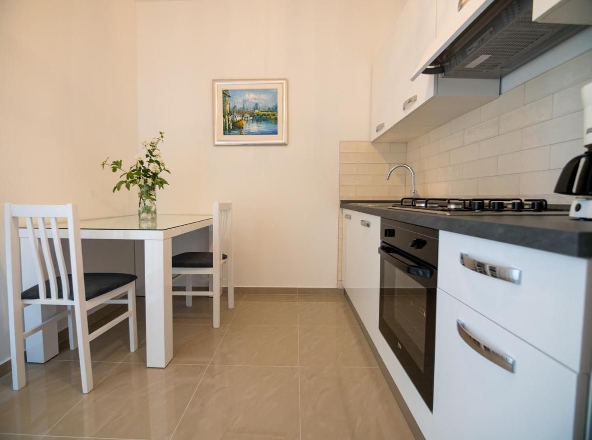 Apartments Anita 1 Barbat na Rabu Ngoại thất bức ảnh