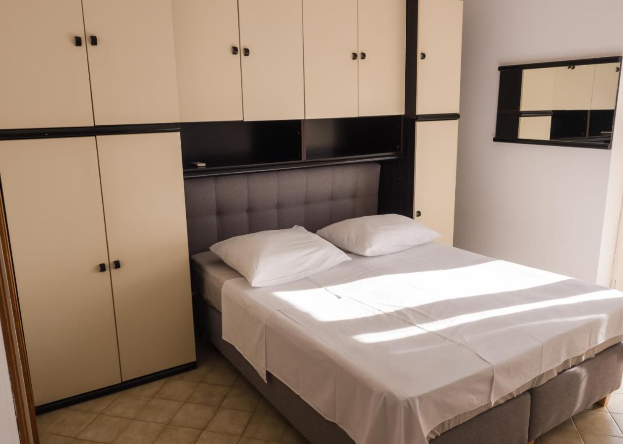 Apartments Anita 1 Barbat na Rabu Ngoại thất bức ảnh